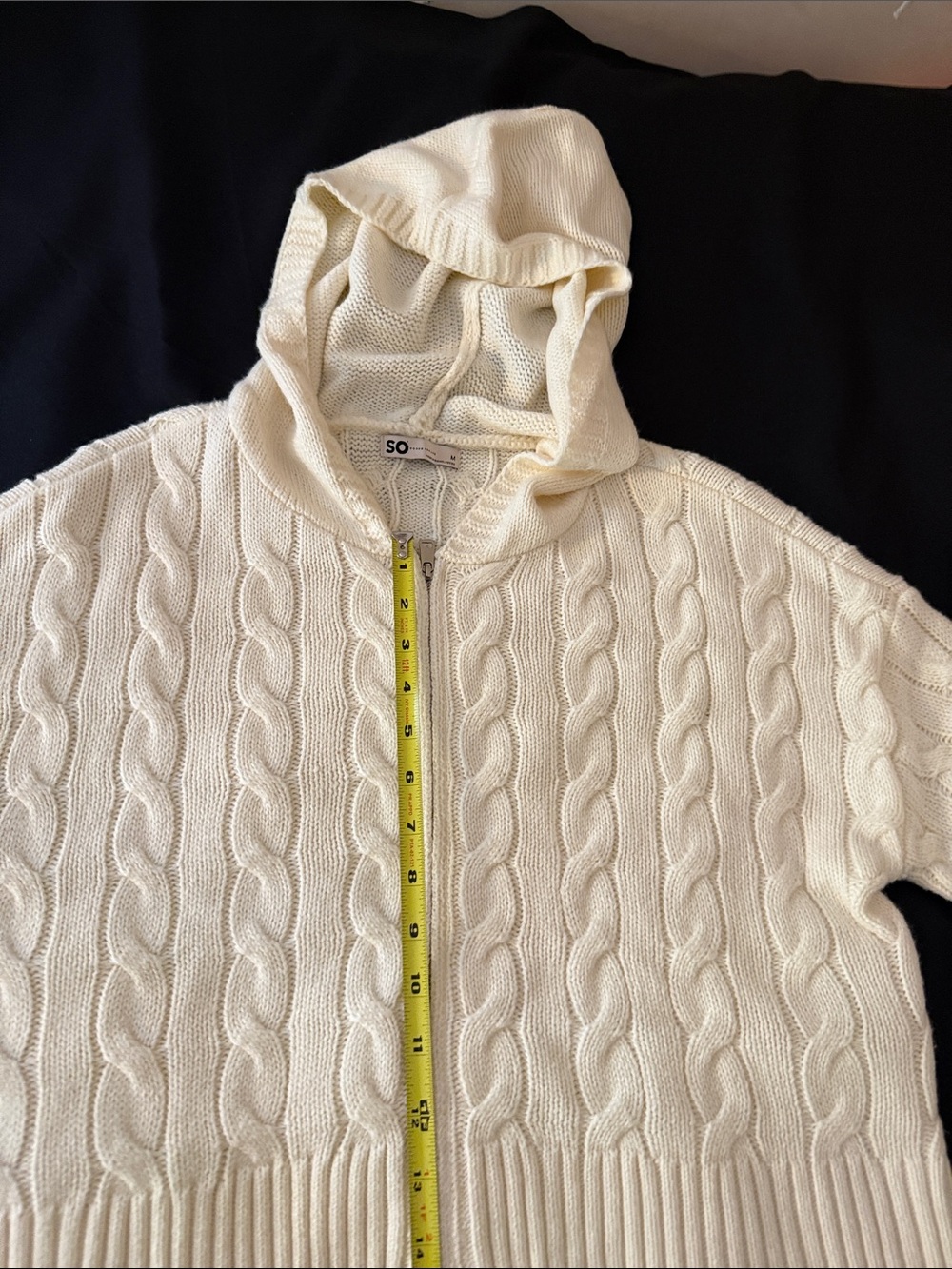 SO Cream Cable-Knit Hooded Zip Cardigan Size M - Picture 4 of 7